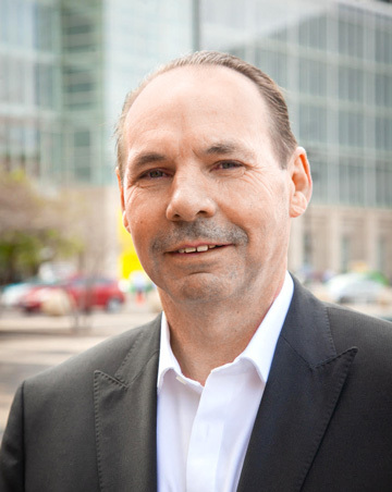 Headshot of Barry Mancell, FLAT's Chief Executive Officer and Chief Financial Officer